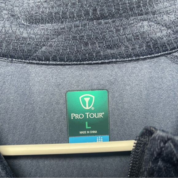 Pro Tour Men's Gray Zip-Up Vest - Picture 5 of 12